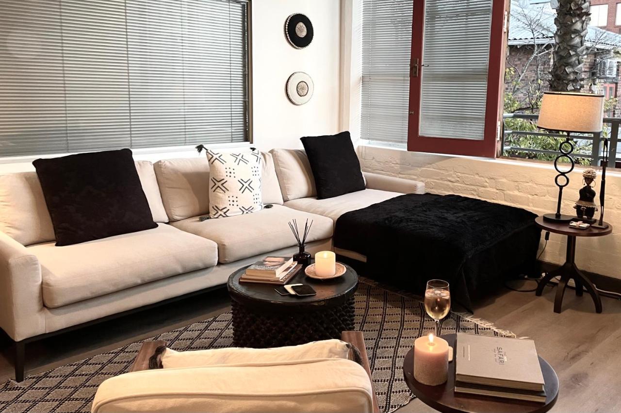 Abode Africa : Point * Cape Town