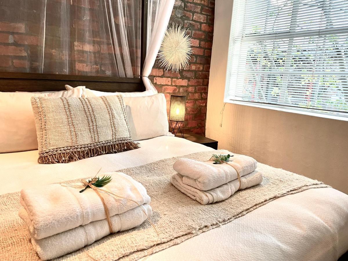 Abode Africa : Point *