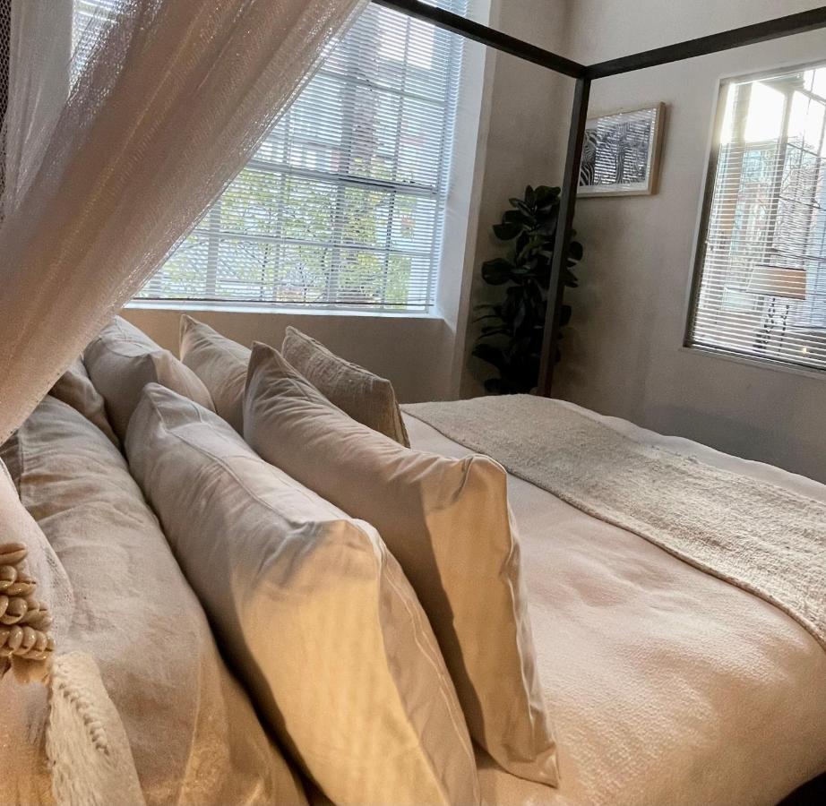 Abode Africa : Point * Cape Town
