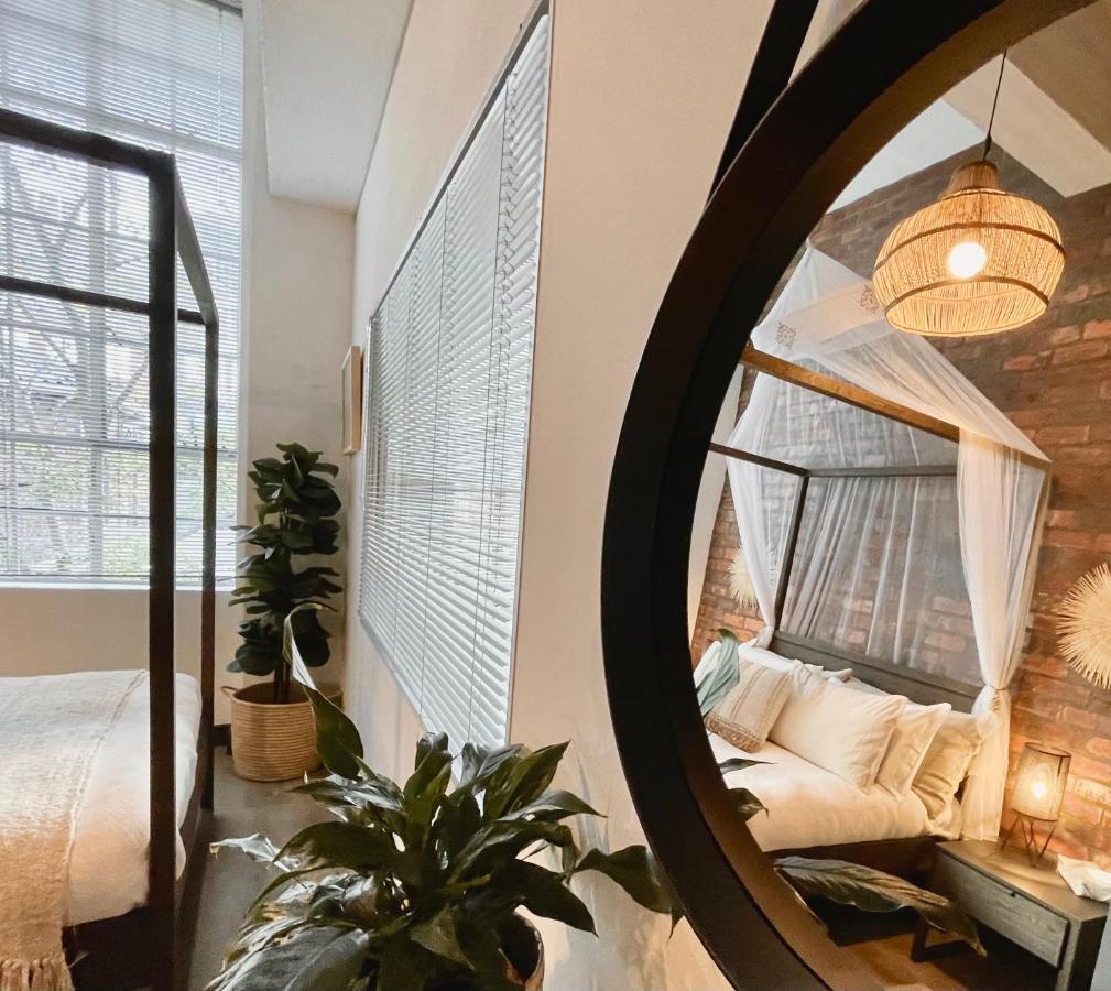 Abode Africa : Point * Cape Town
